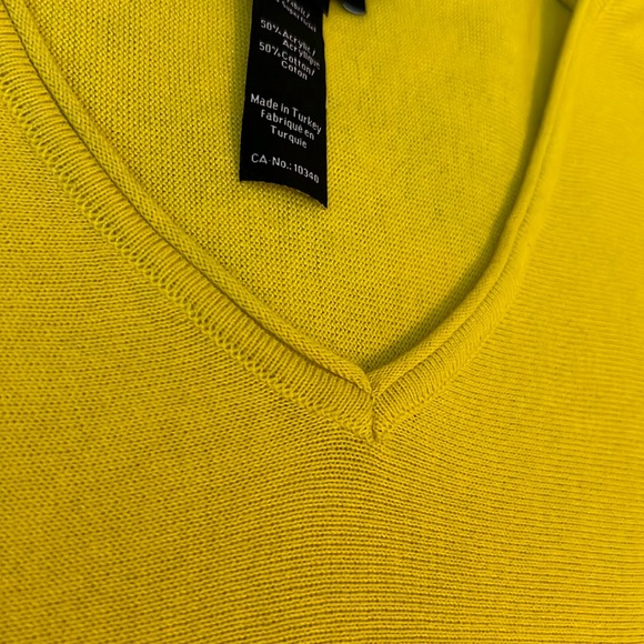 XS Olsen Woman Sweater VNeck Pullover Solid Basic Side Slits High-Low 3/4 Sleeve - Picture 14 of 15